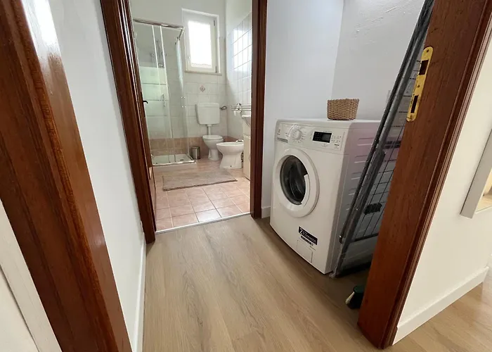 Giode X Borgo Roma * فيرونا